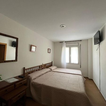 Hostal Casa Amalia Teruel Buitenkant foto