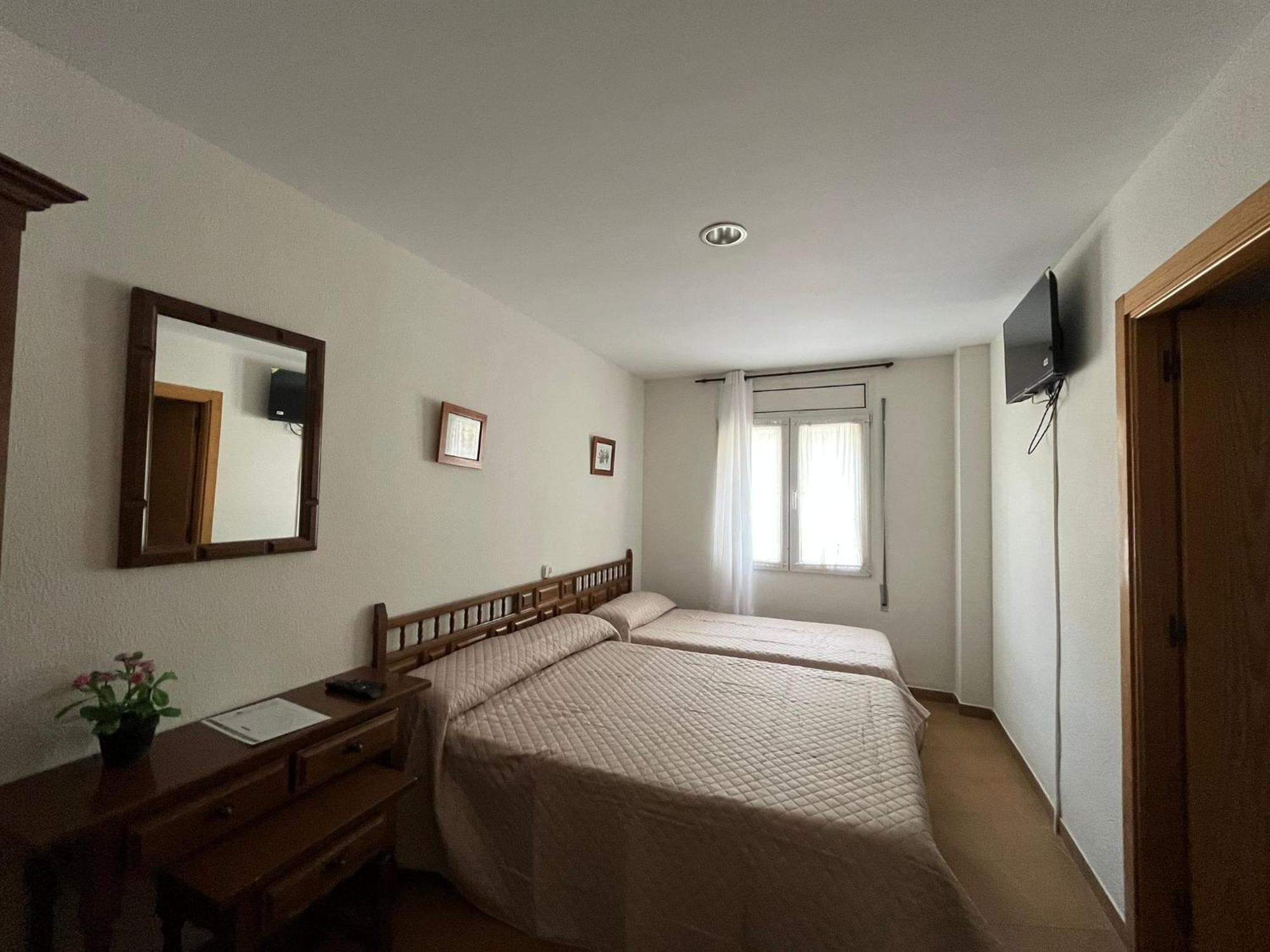 Hostal Casa Amalia Teruel Buitenkant foto