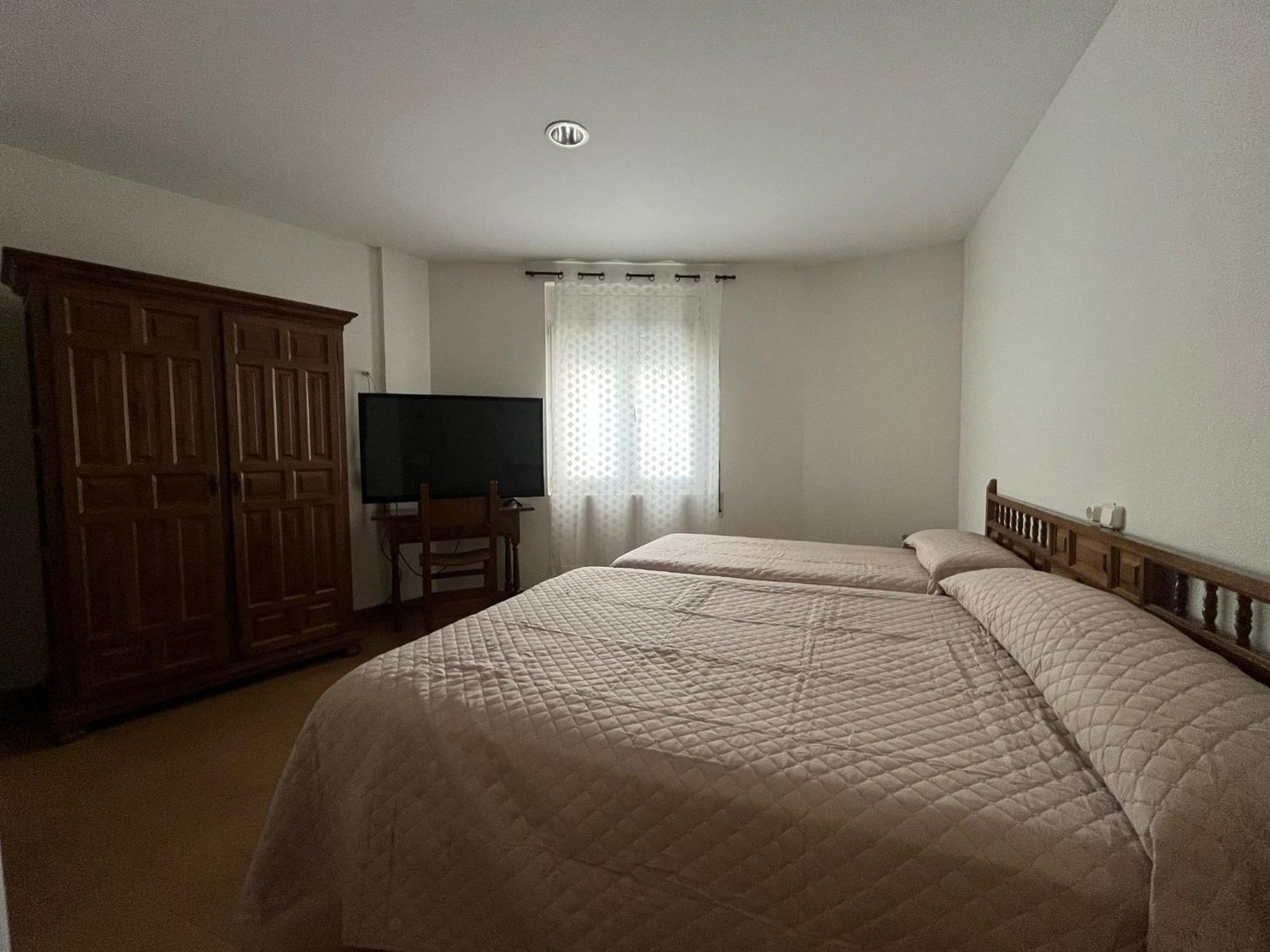 Hostal Casa Amalia Teruel Buitenkant foto